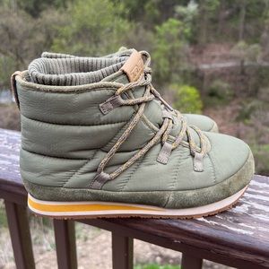 Teva Ember Lace Booties, Size 8